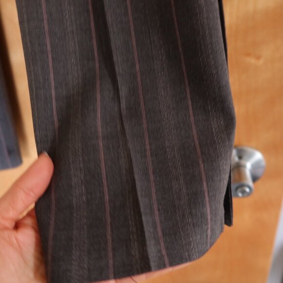 Shin Choi grey with pink pinstripes dress pants size 2 side buttons so cute! - Picture 9 of 13